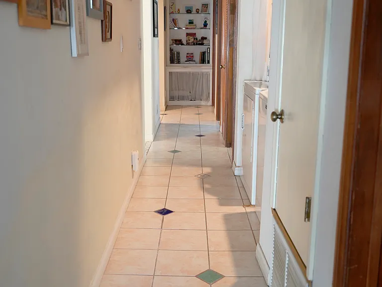 2916 W Verdugo Ave — Photo 15