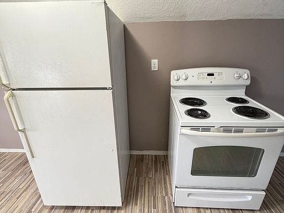 4th image of 101-103 Bristol St #3