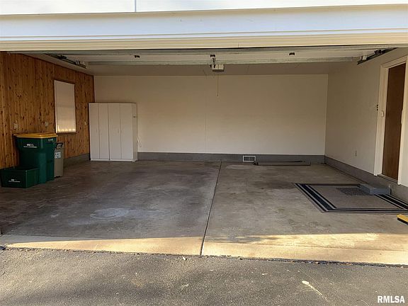 5th image of 1229 Willow Ln