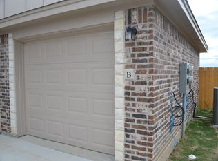 1915 Castroville Trl #B, Copperas Cove, TX 76522