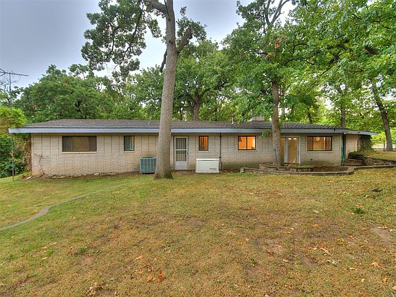 5th image of 7509 W Fordson Dr