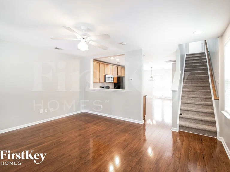 429 Verbena Ave — Photo 4