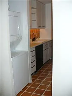 Rented by New York Private Realty Group | media 2