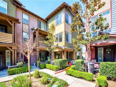 713 S Azusa Ave APT A, Azusa, CA, 91702