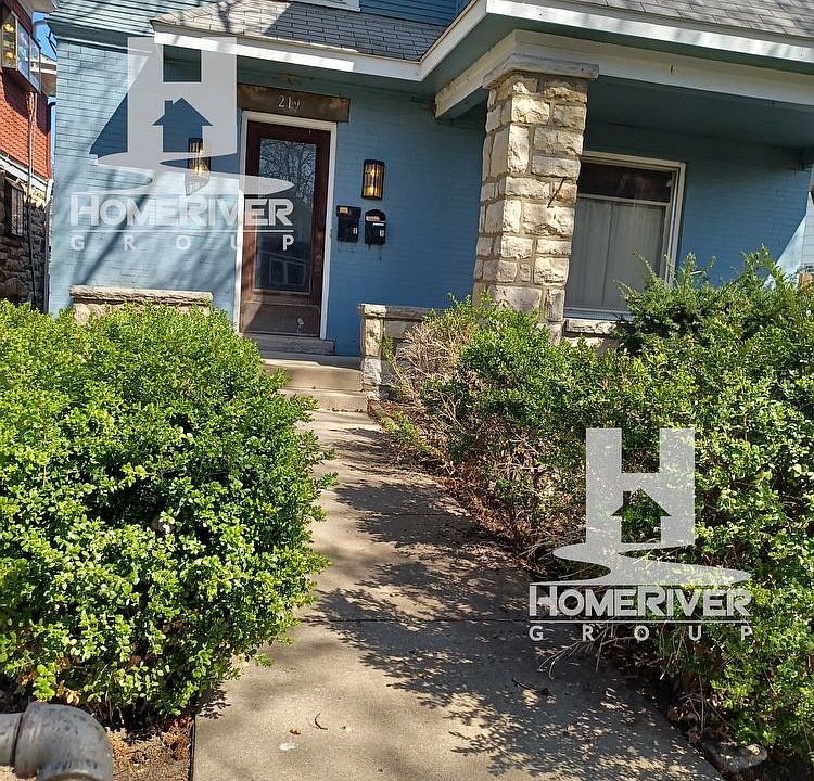 1st image of 219 N Monroe Ave