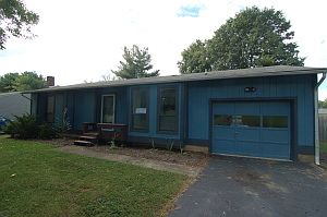 2nd image of 3470 Belle Ave NE