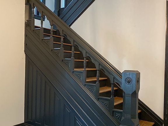3rd image of 136 Main St APT 5