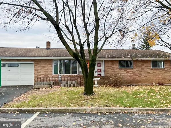 104 W Front St, Alburtis, PA 18011