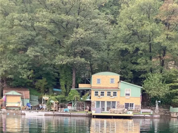 9408 W Lake Rd, Hammondsport, NY 14840
