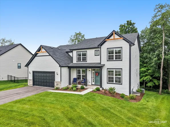 505 Timber Oak Ln, Yorkville, IL 60560