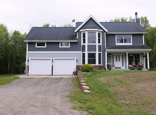 2787 Timber Creek Dr, Wayland, MI 49348