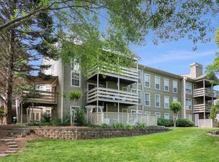 1106 Riverview Dr, Marietta, GA 30067