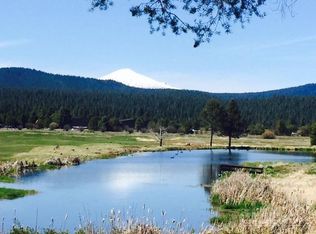 17318 Harlequin Dr, Bend, OR 97707