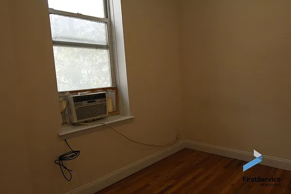 Rented by FirstService Realty (legacy) | media 23