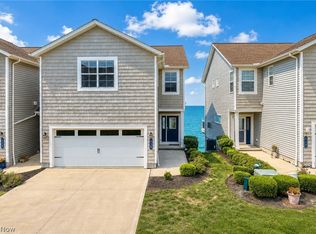118 Larimar Dr, Willowick, OH 44095