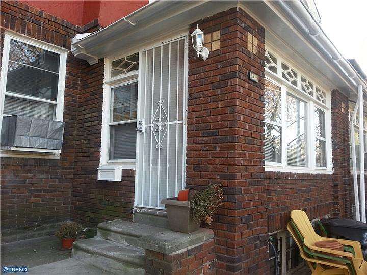 1st image of 332 E Hortter St