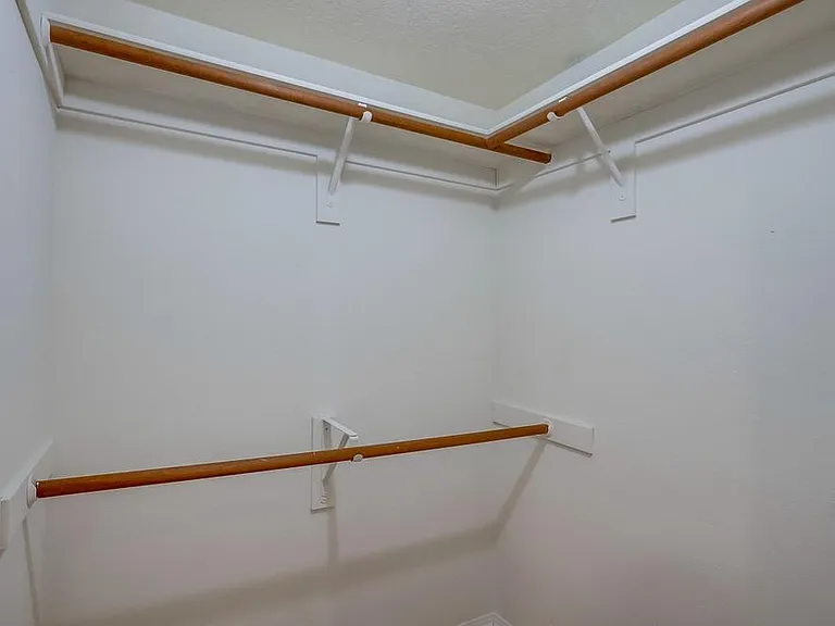 27196 Ryan Dr — Photo 10