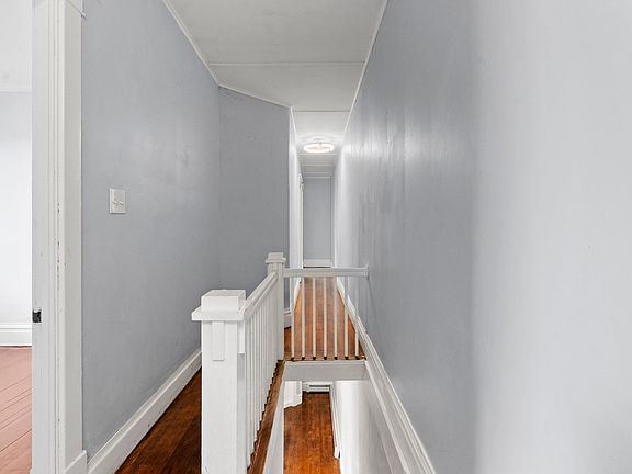 2nd image of 4 Amity St #1