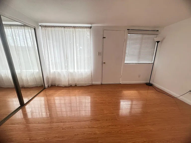 3130 Haller St #1/2 — Photo 8