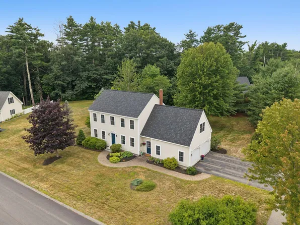 1 Preston Lane, Kennebunk, ME 04043