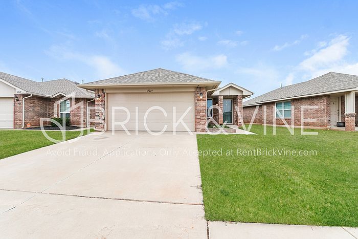 1st image of 12024 NW 133rd Ter