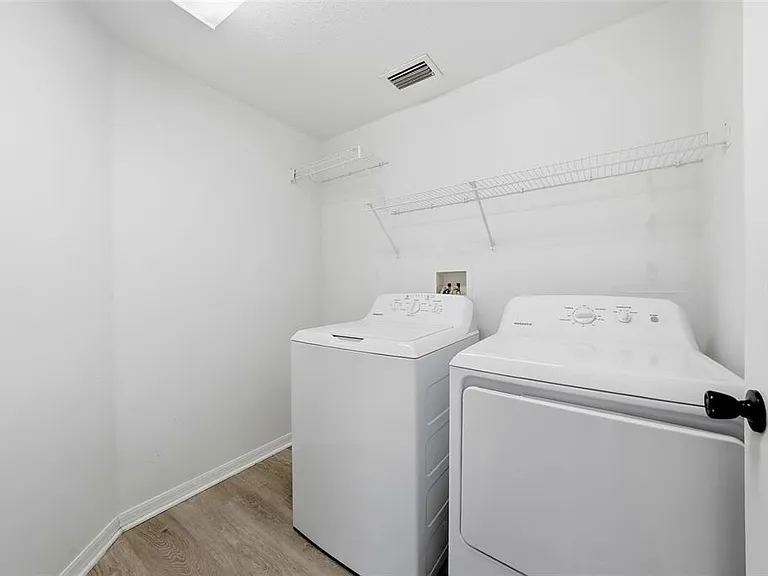 403 Laguna Mill Dr — Photo 24