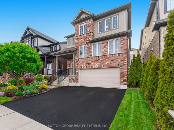 565 Sundew Dr, Waterloo, ON N2V 0B9