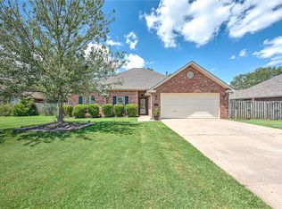 457 Brandons Loop, Springdale, AR 72762