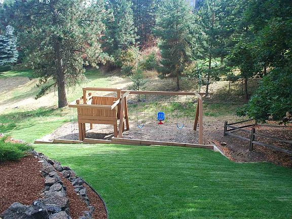 3rd image of 4702 S Bella Vista Ln