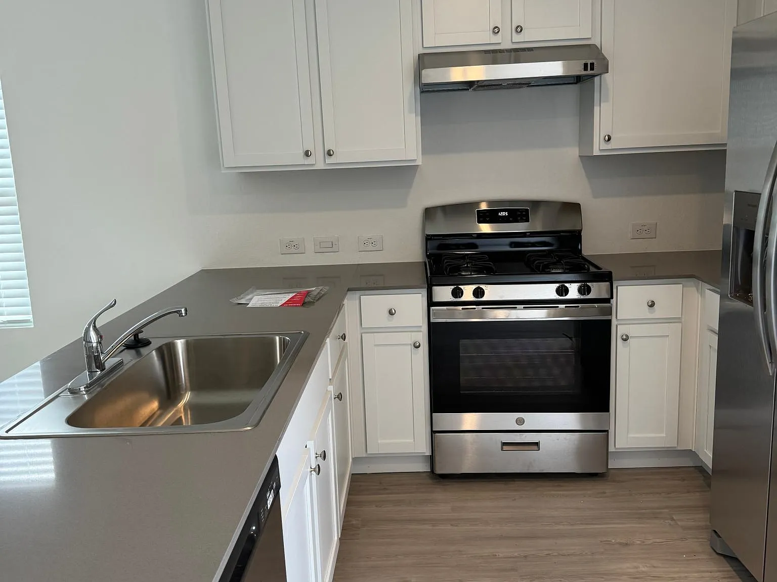 3 bed, 1440 sqft, $1,700 — Photo 1