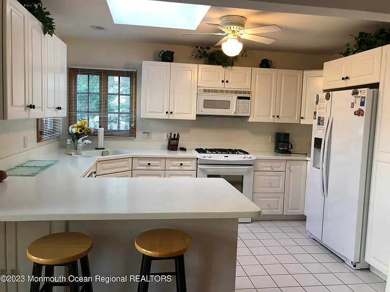 417 Main Ave — Photo 7