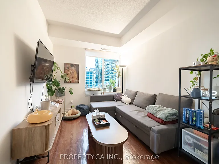35 Balmuto St #1804 — Photo 13