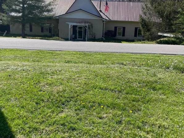 6901 Hill Rd, Hillsboro, OH 45133