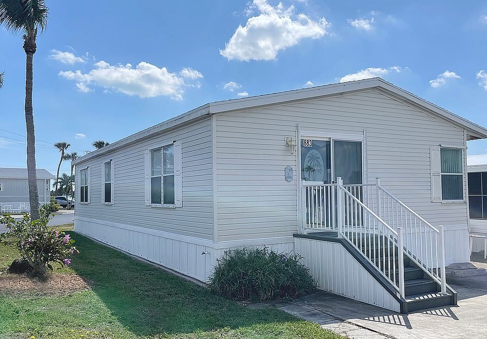 1st image of 883 Pirate Cove Ln