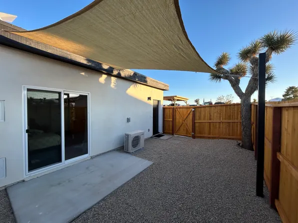 3725 Prescott Ave #2, Yucca Valley, CA 92284