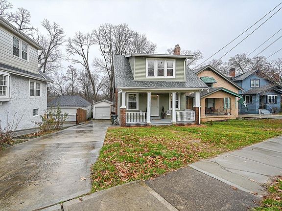 3rd image of 2600 Sheridan Dr