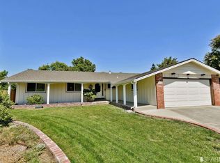 16 Persimmon Ct, Walnut Creek, CA 94598