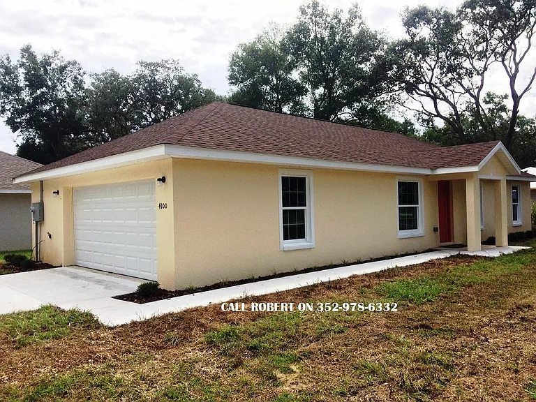 4100 Holly Hl — Photo 2
