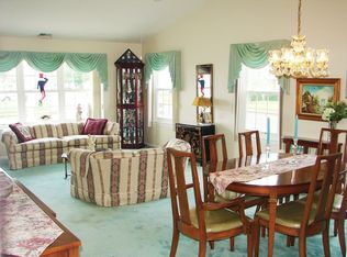 714 Saint Croix Dr, Williamstown, NJ 08094