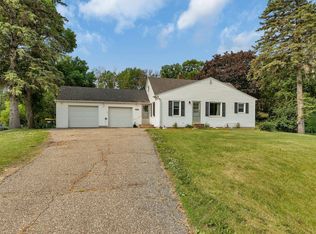 19391 Highway 9 NE, New London, MN 56273