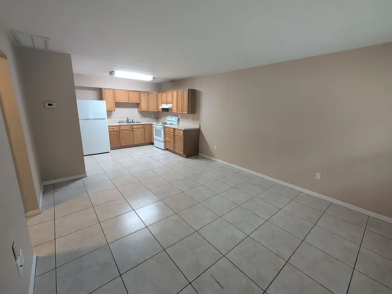 2560 E Constance Ct #4 — Photo 1
