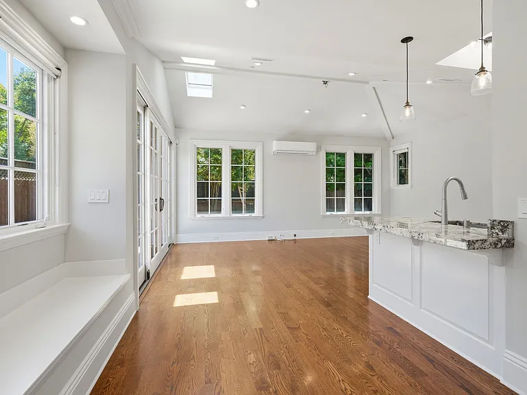 140A Heather Dr — Photo 6