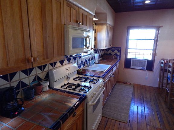 5th image of 509 N Avenue F