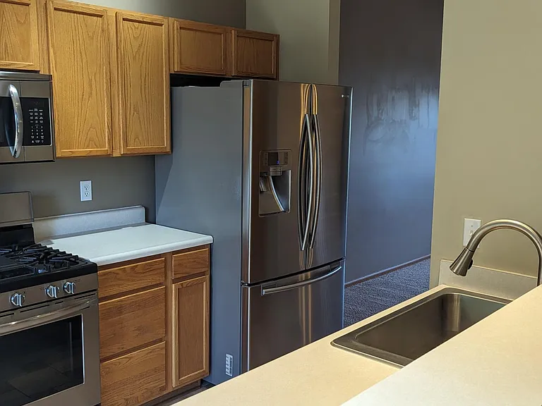 16509 Grant St — Photo 2