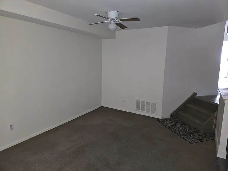 7528 E Roosevelt Blvd #2 — Photo 8