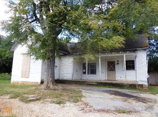 1588 Broad St NE, Conyers, GA 30012