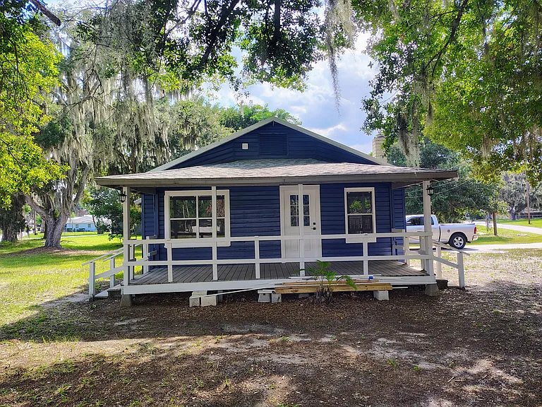 318 Chesney Blvd — Photo 2