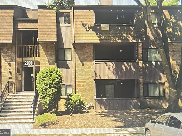 2231 Old Stone Mill Dr, Cranbury, NJ 08512