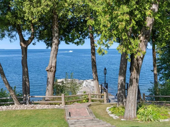 11521 Beach Rd, Sister Bay, WI 54234