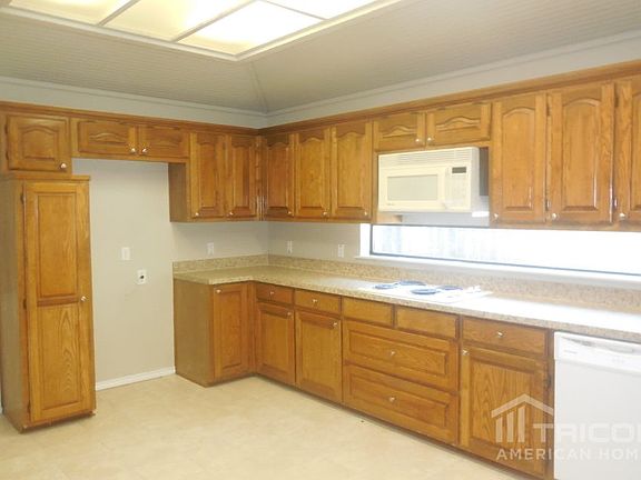 4th image of 103 Royal Oak Dr